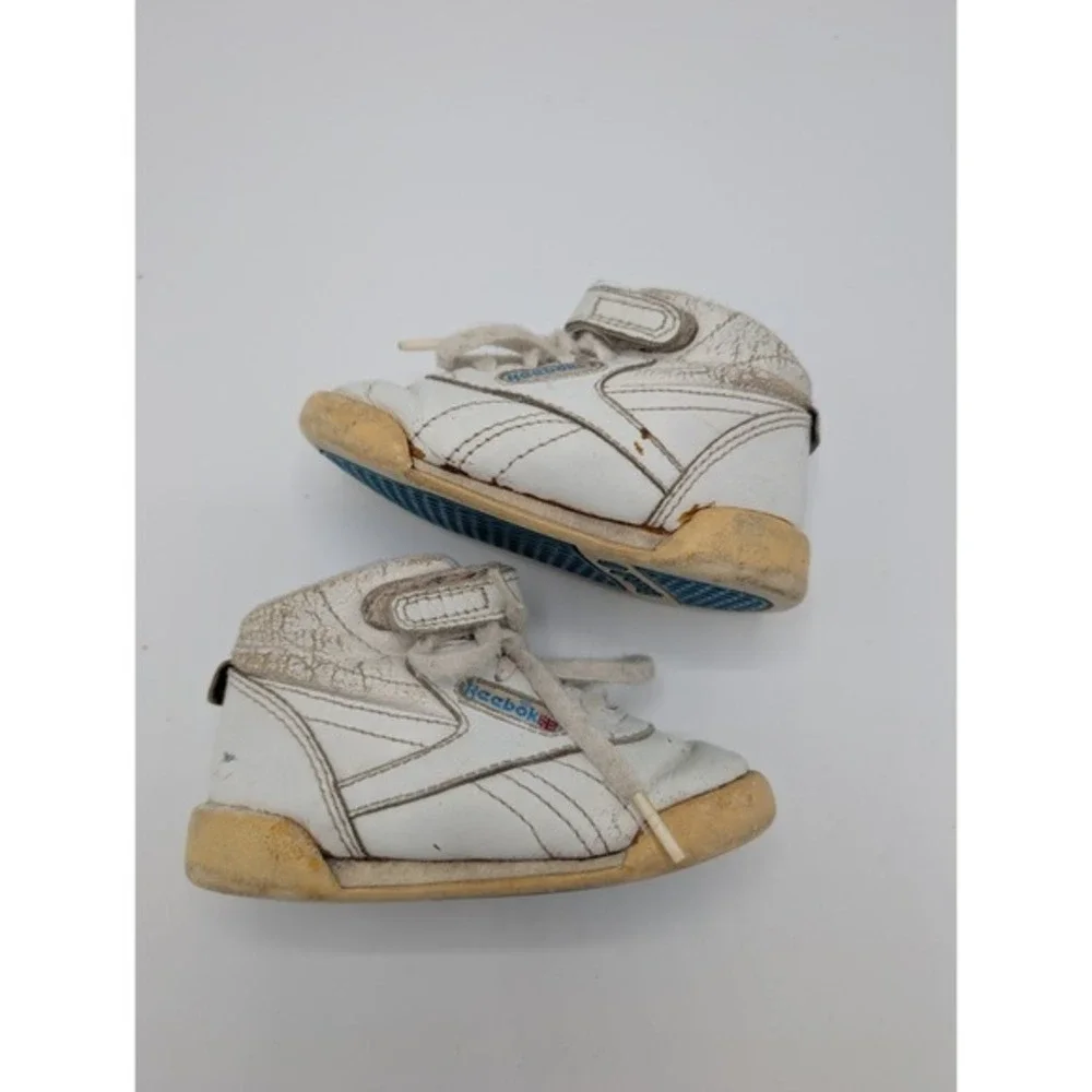 Vintage 1982 Reebok Infant Fitness Hi-Top Size 4 Shoes  - Korea‎